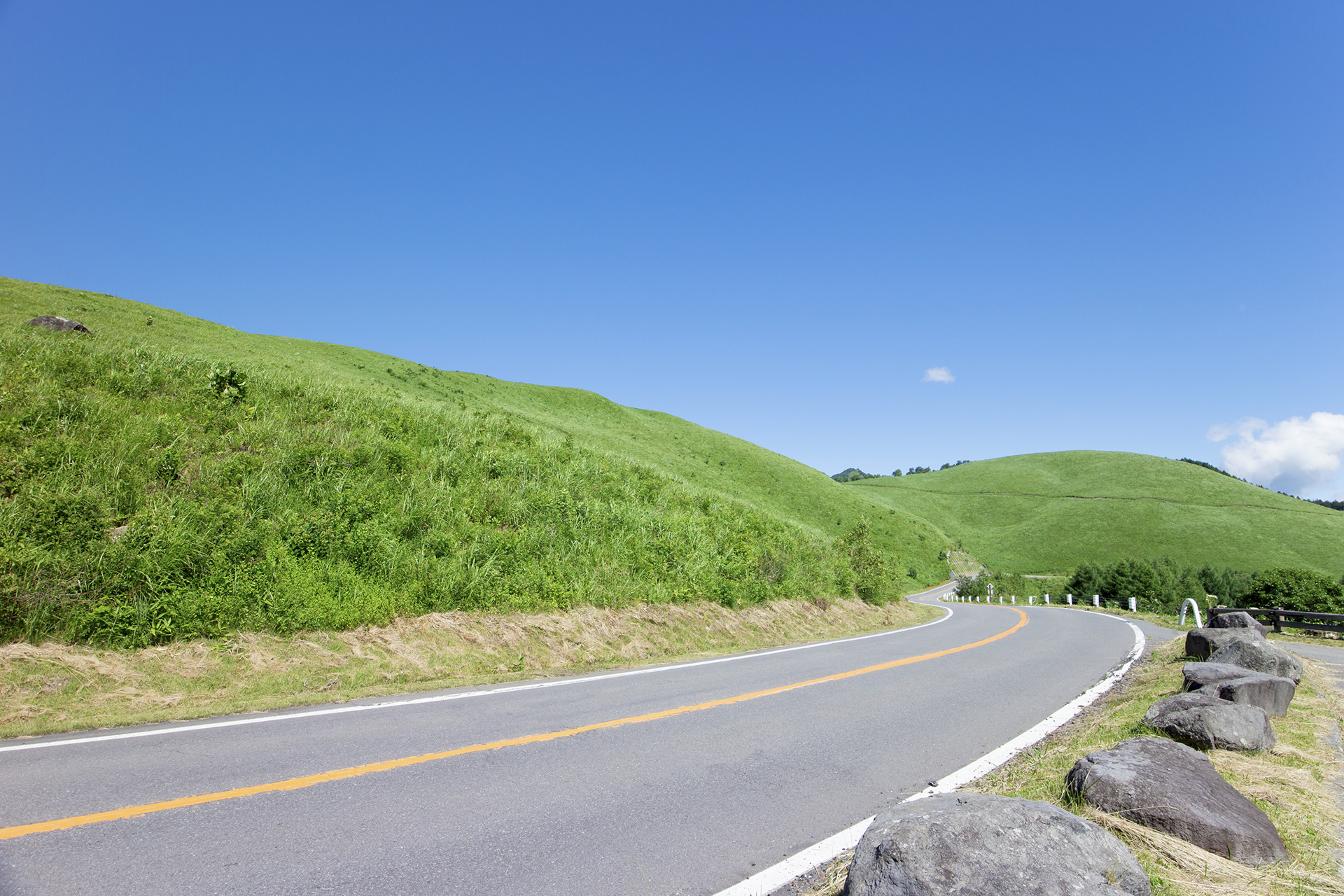 高原の道路